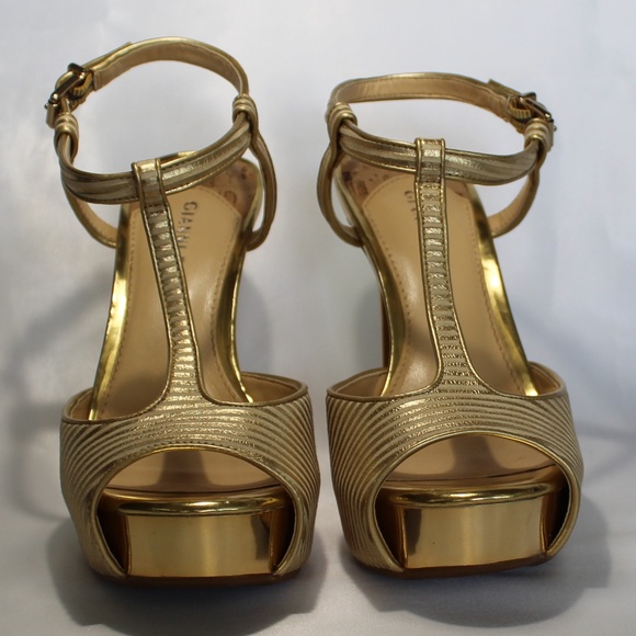 Gianni Bini Shoes - GIANNI BINI HEELED SHOES AND PLATFORM